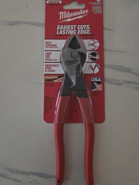Milwaukee Red Angled Head Diagonal Cutters